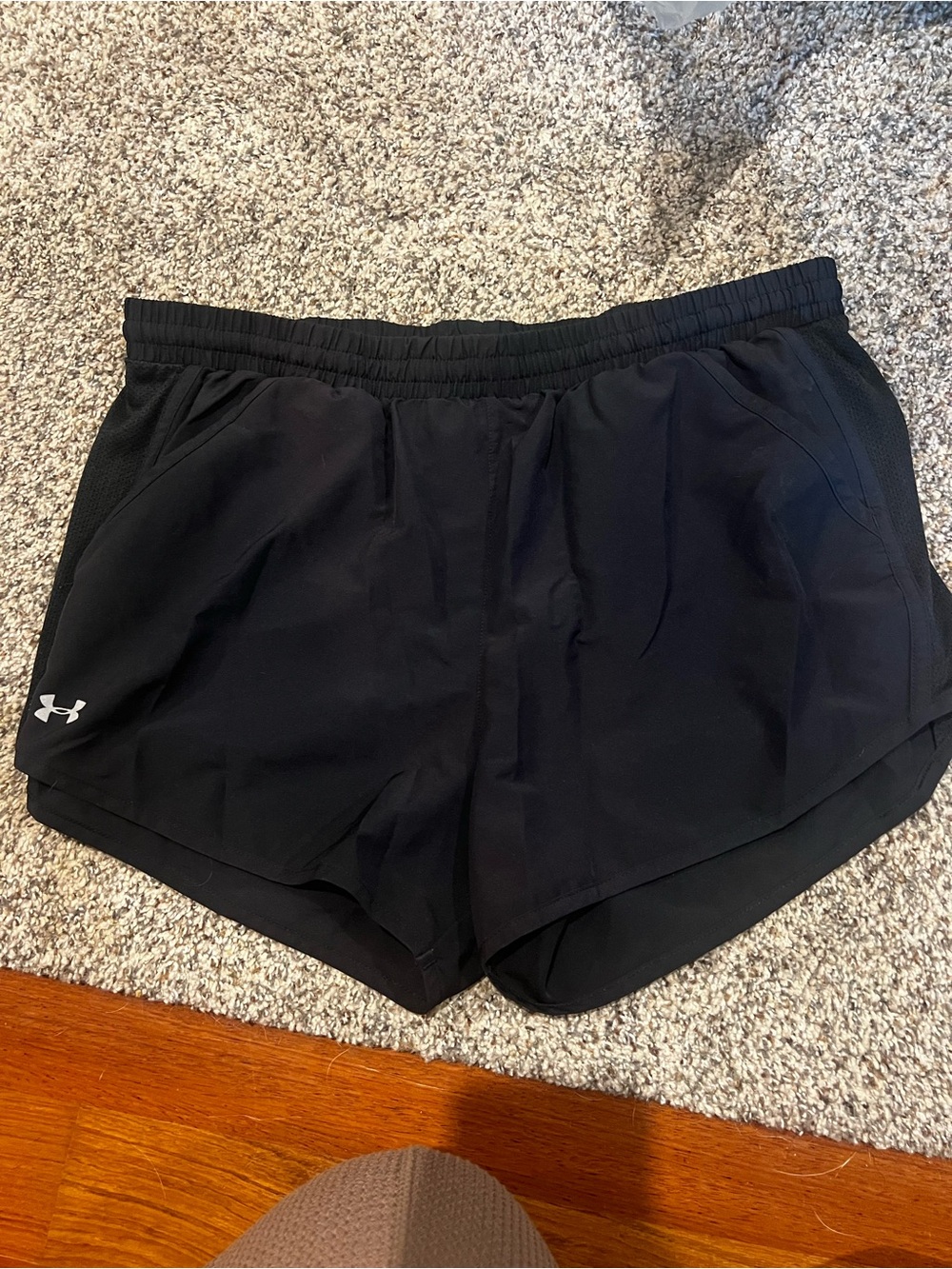 Under Armour Black Womenās Athletic Running Shorts